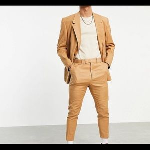 Oversized suit jacket and fitted pants in tobacco linen mix